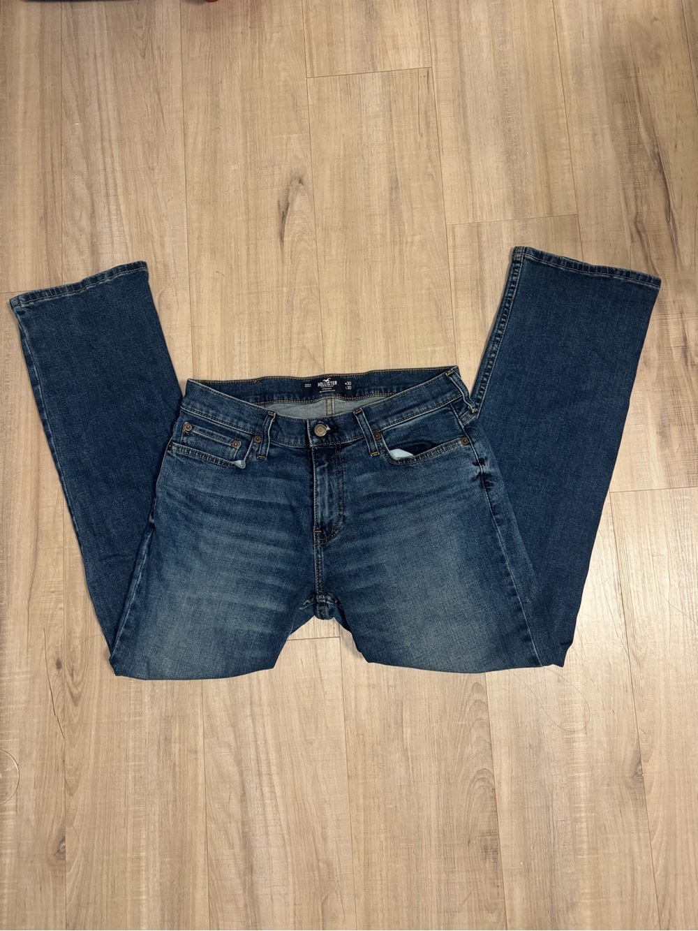 Hollister Epic Flex Straight Leg Jeans Men’s 30x30 Medium Wash Stretch Denim - Picture 3 of 5